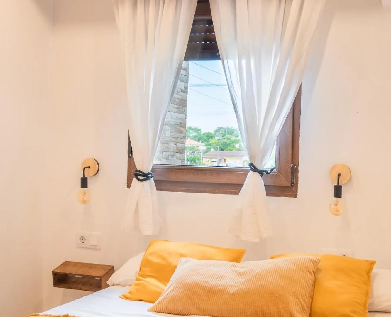 Apartamentos Cama Del Rey 2 Habitaciones Santander 0*,  Spain